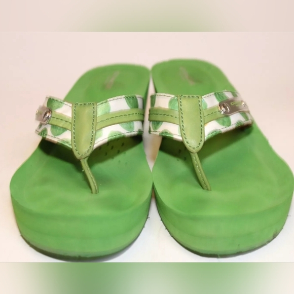 Coach Jaden 7.5 Green Printed Sandals Wedge Flip Flops Heels Shoes - Picture 2 of 14